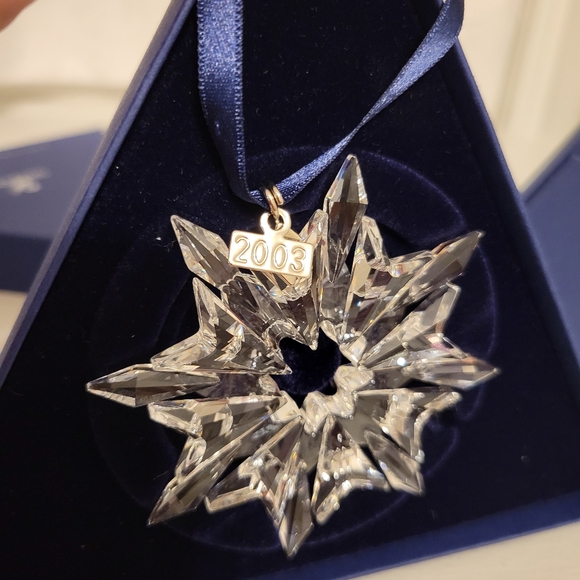 Swarovski 2003 annual snowflake ornament large in original box Swarovski 622498 - Picture 8 of 8